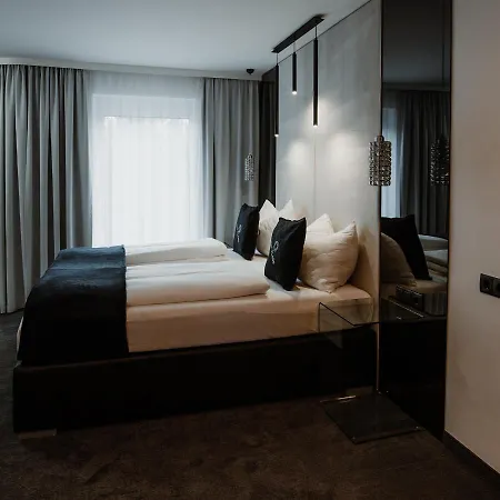 Hotel The Place Boutique & Design