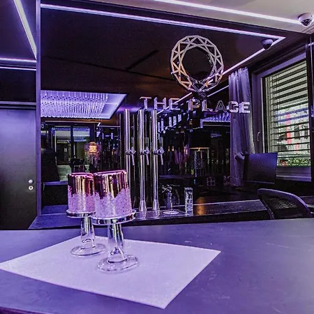 ホテル The Place Boutique & Design