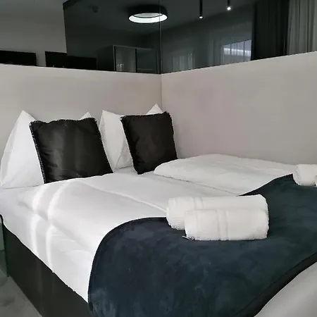 The Place Boutique & Design Отель Флахау