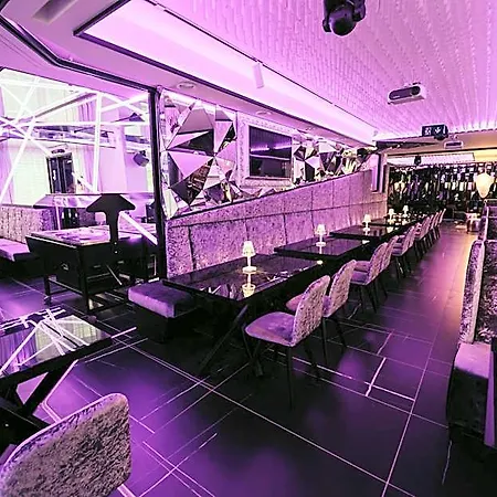 Hotell The Place Boutique & Design *