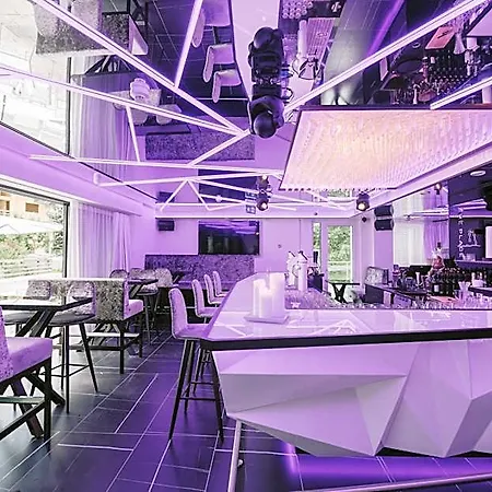 Hotell The Place Boutique & Design