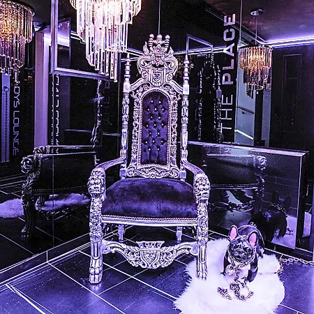 ホテル The Place Boutique & Design