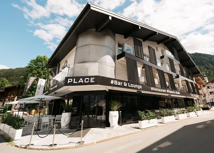 ホテル The Place Boutique & Design *